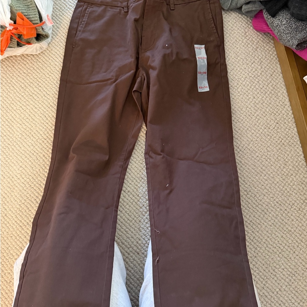 Old Navy Men's Dark Brown Chinos